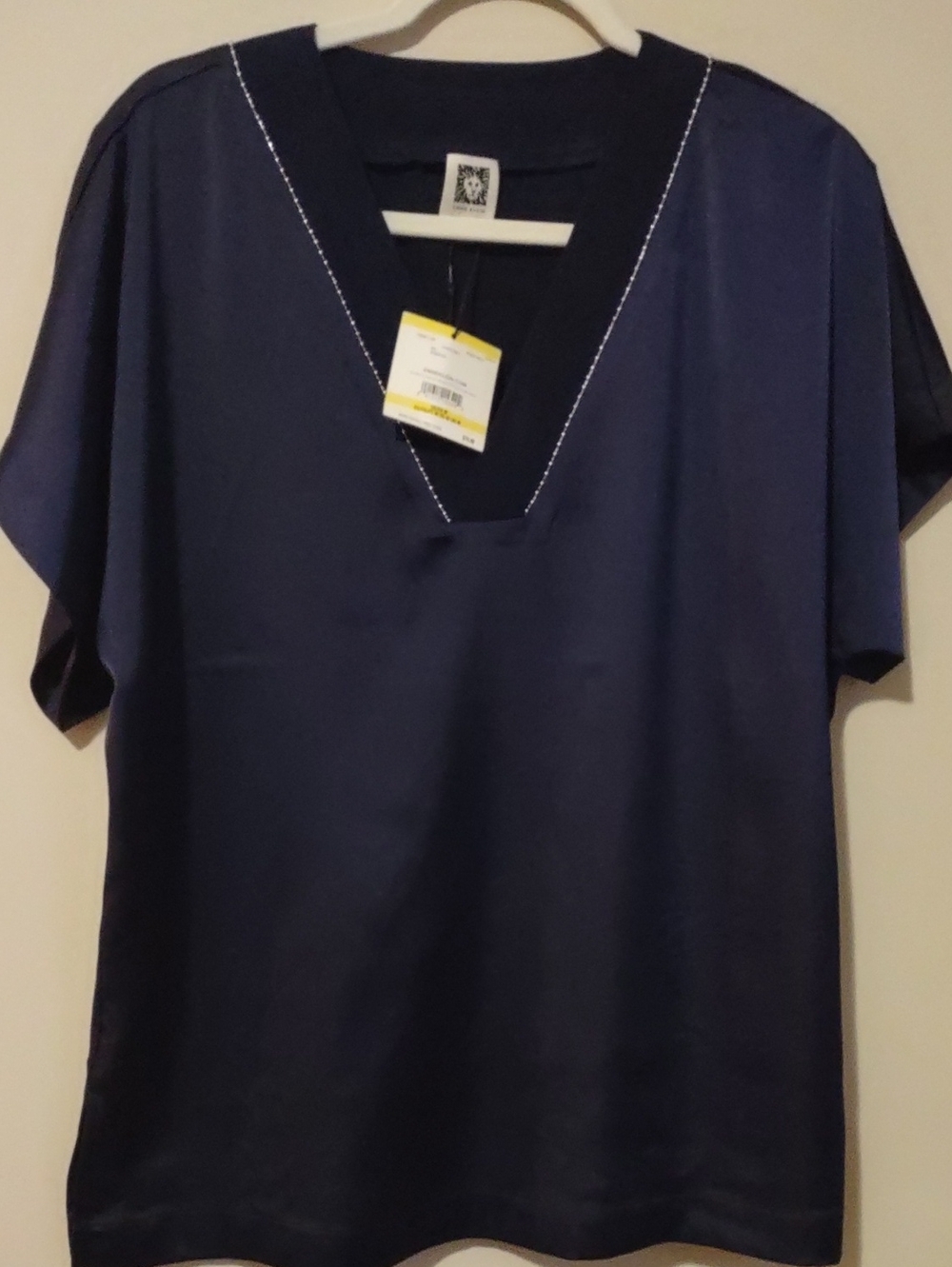 NWT Anne Klein Navy Blue Chain Trim V-Neck Blouse Medium